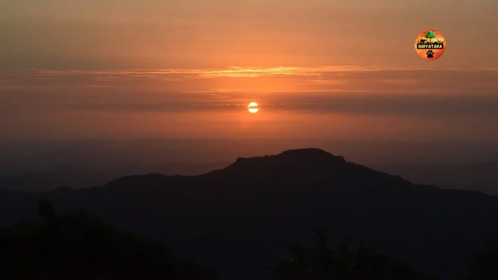 Sunset Point Saputara