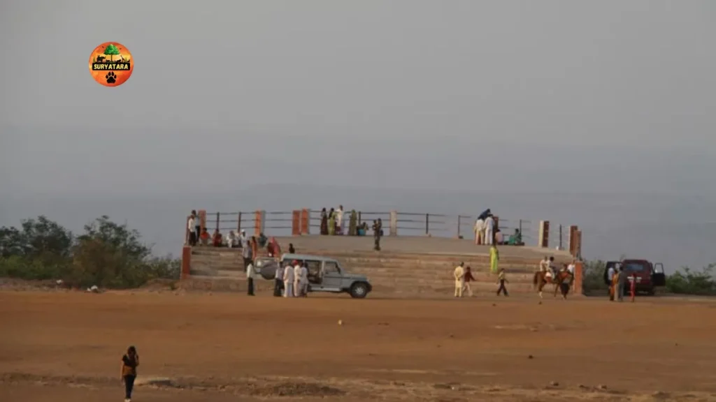 Saputara Table Point