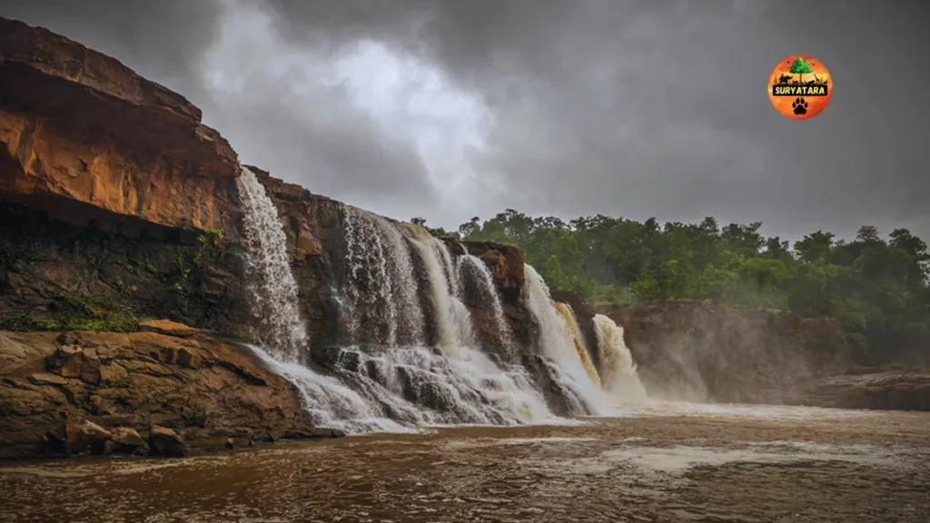 Gira Waterfall Location