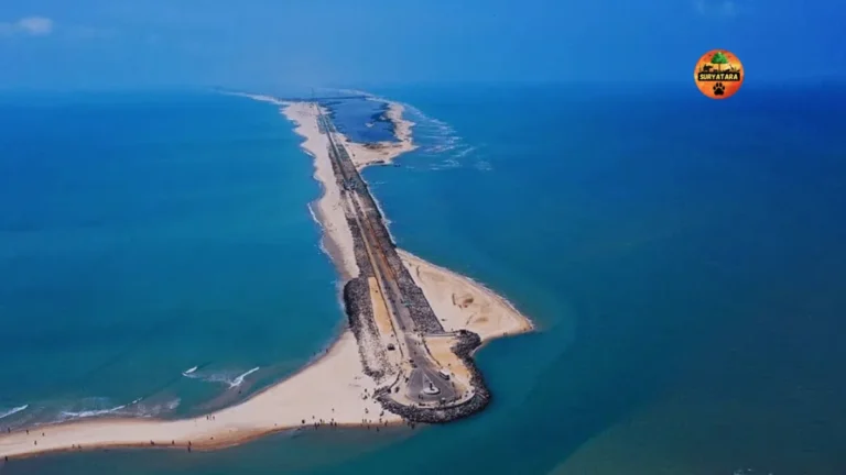Dhanushkodi Beach